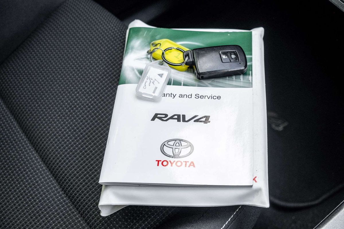 2016 Toyota RAV4 GXL ZSA42R