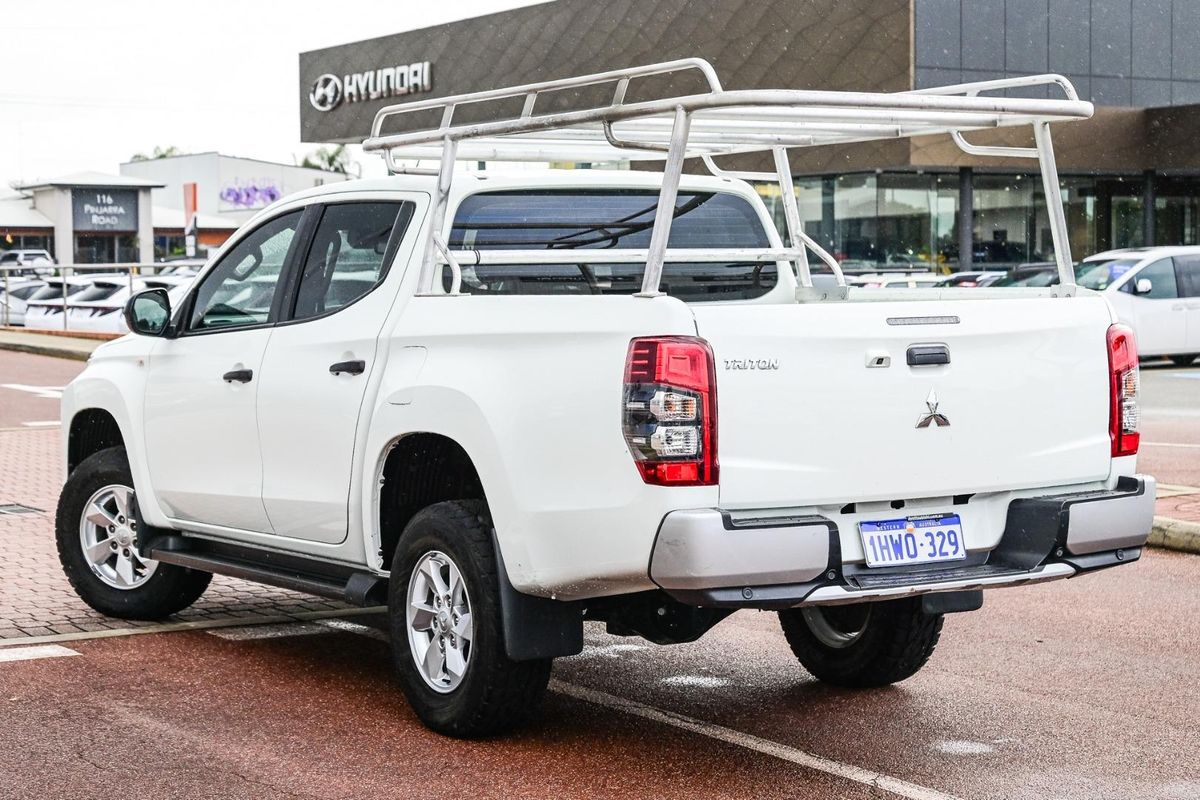 2022 Mitsubishi Triton GLX+ MR 4X4