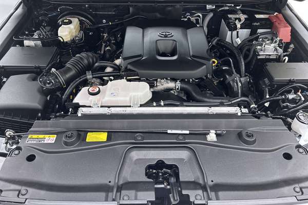 2025 Toyota Landcruiser Prado GXL GDJ251R thumb-10
