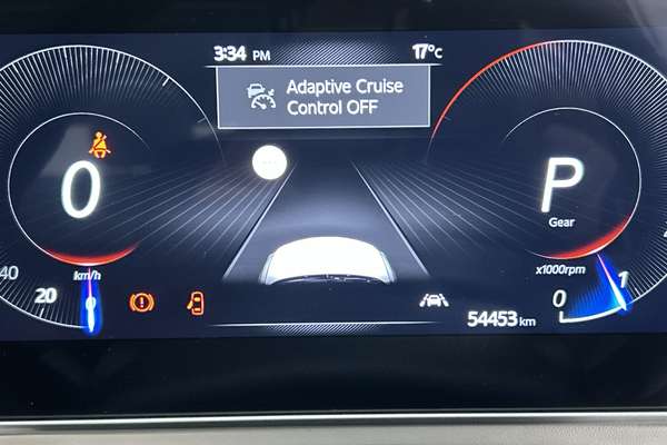 2024 Mahindra XUV700 AX7L thumb-13