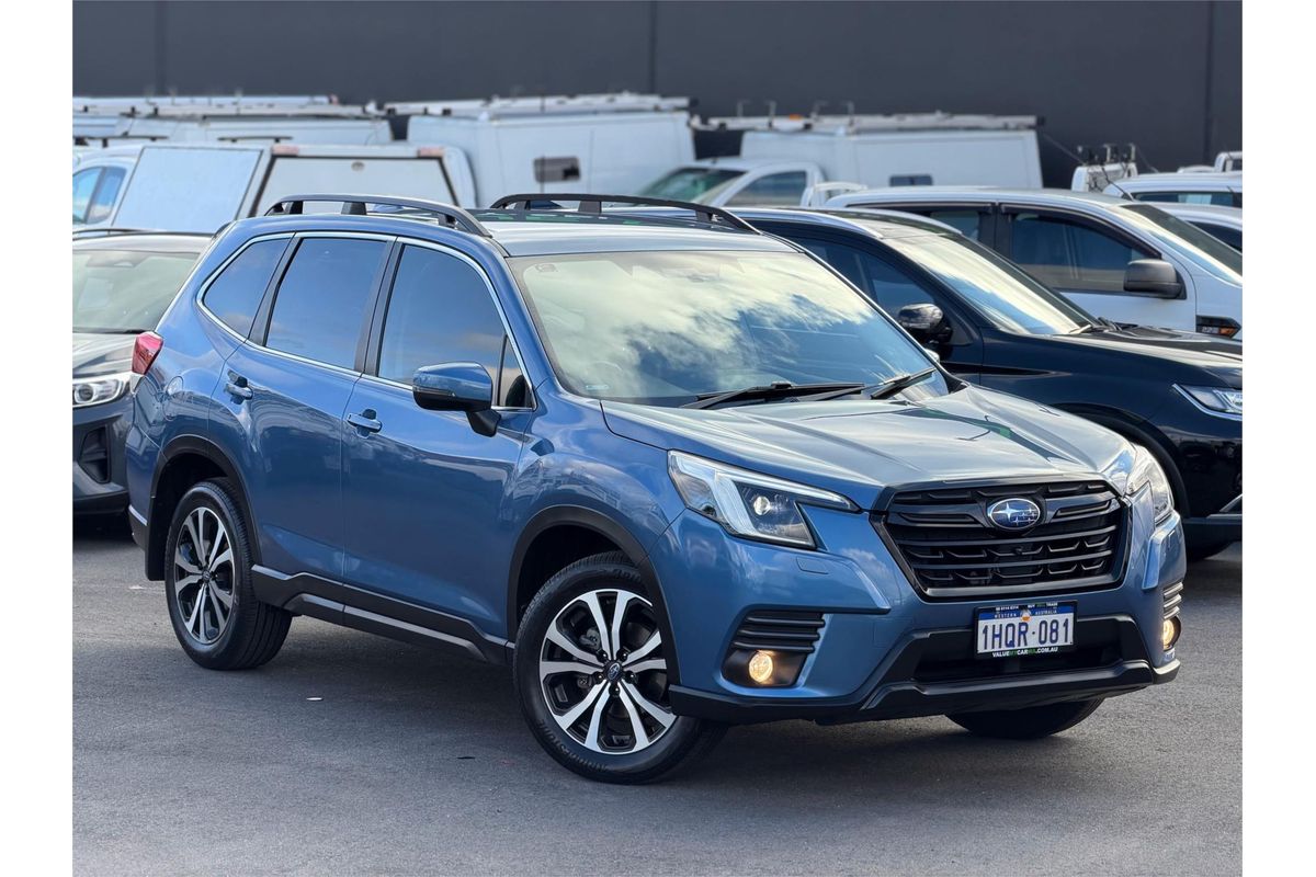2022 Subaru Forester 2.5i Premium S5
