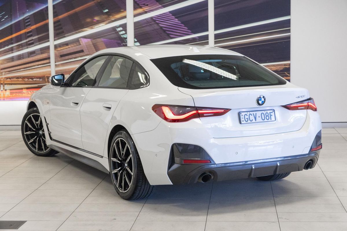 2022 BMW 4 Series 420i M Sport G26 image 2