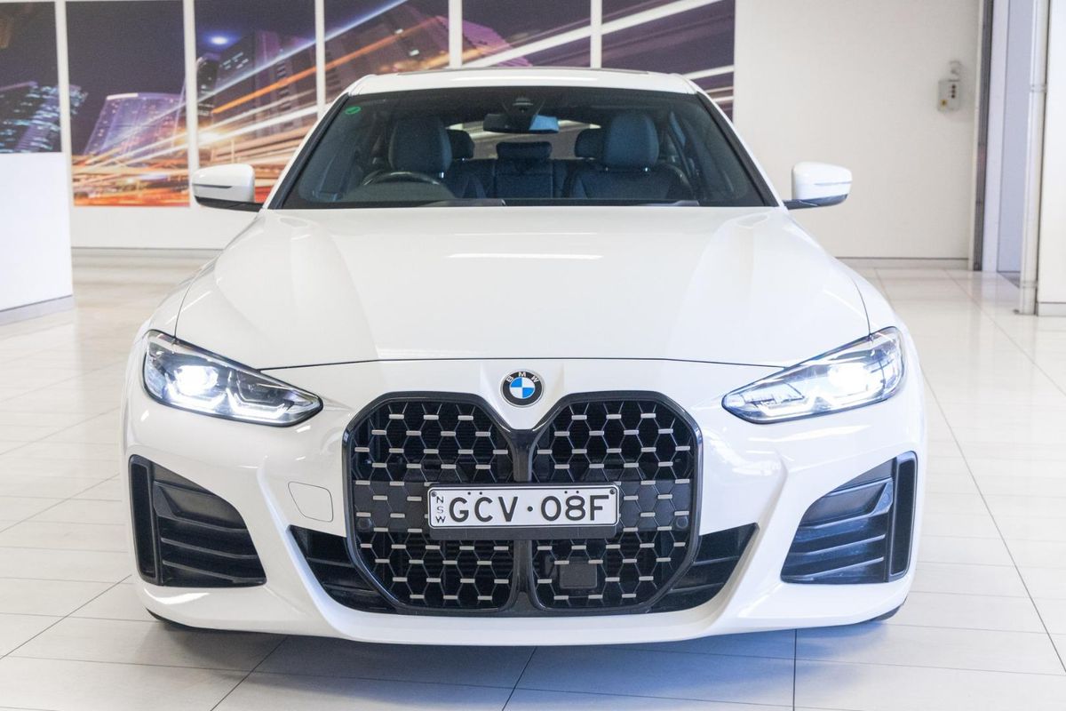 2022 BMW 4 Series 420i M Sport G26 image 4