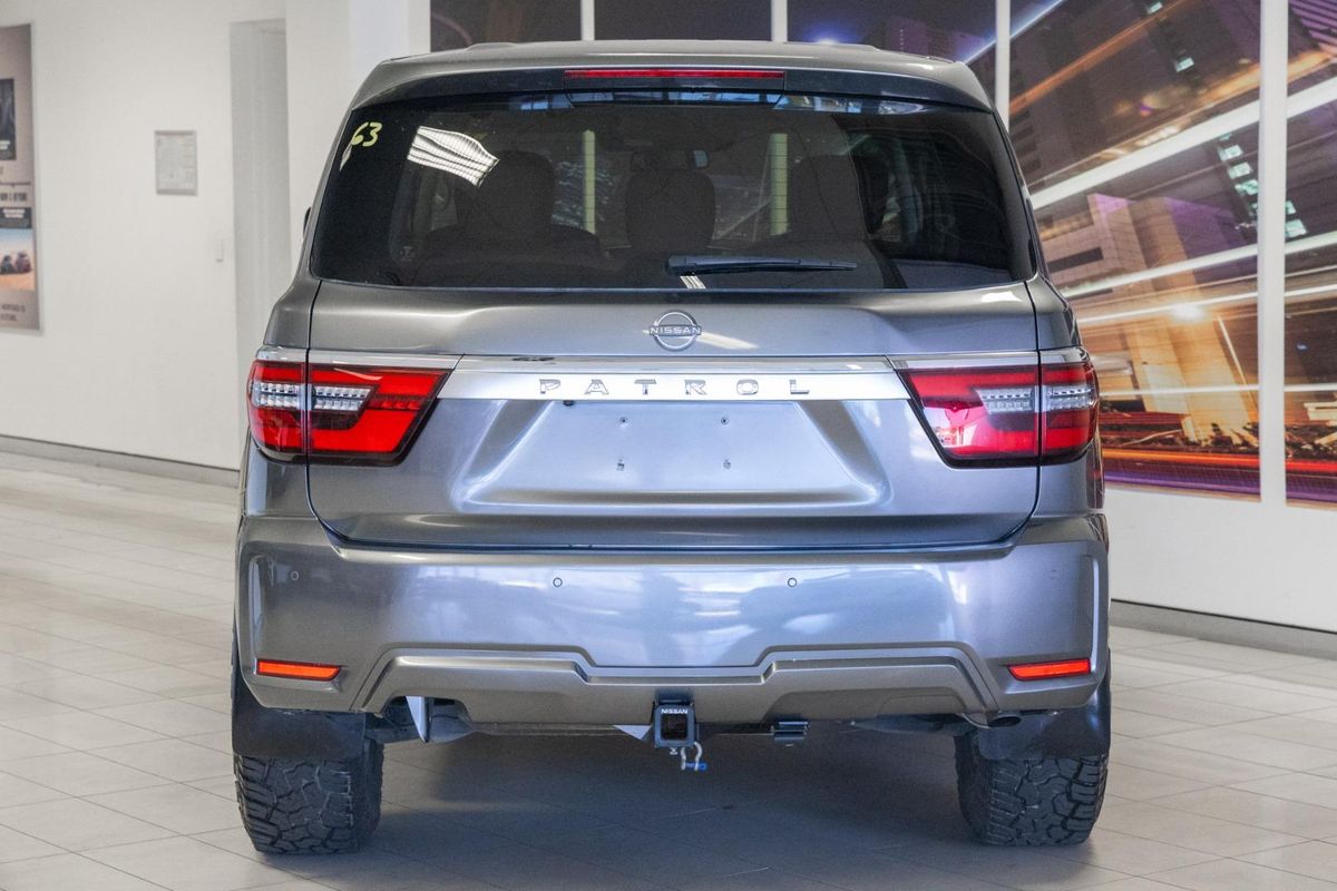 2023 Nissan Patrol Ti Y62 image 5