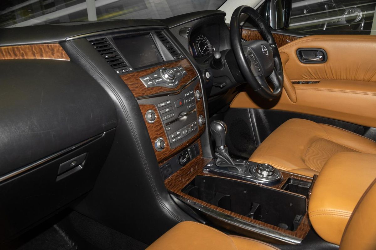2023 Nissan Patrol Ti Y62 image 8