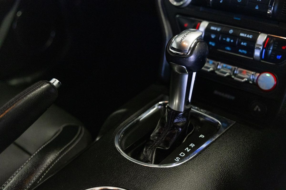 2016 Ford Mustang FM image 10
