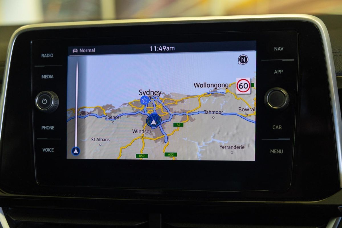 2025 Volkswagen T-Roc 140TSI R-Line D11 image 11