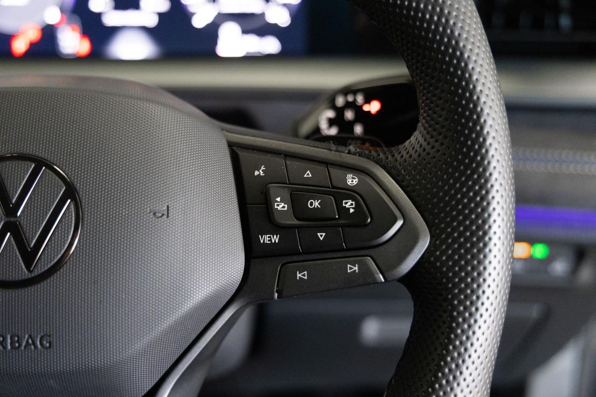 2025 Volkswagen Tayron 195TSI R-Line R4 image 15