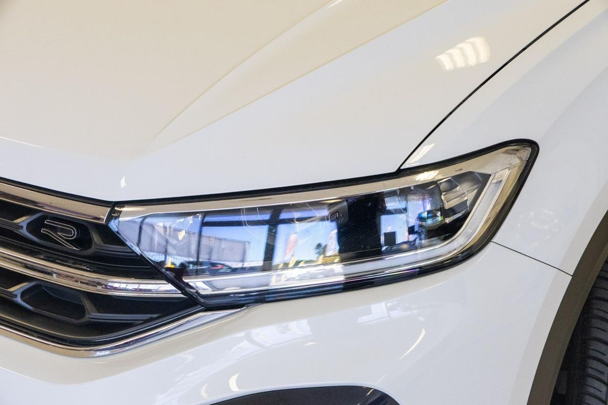 2025 Volkswagen T-Roc 140TSI R-Line D11 image 17