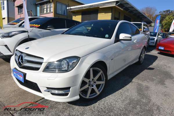 2011 Mercedes-Benz C350 BE W204 MY11
