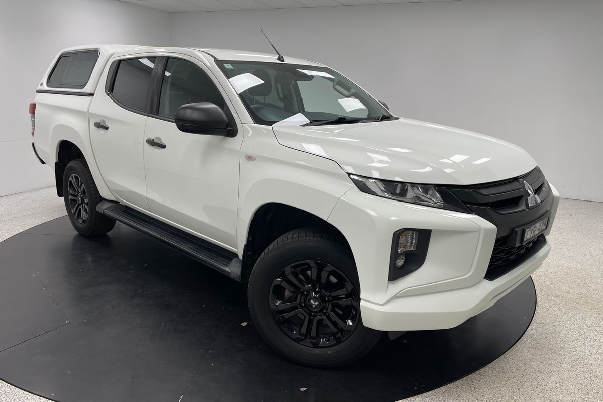 2023 Mitsubishi Triton GLX-R MR 4X4