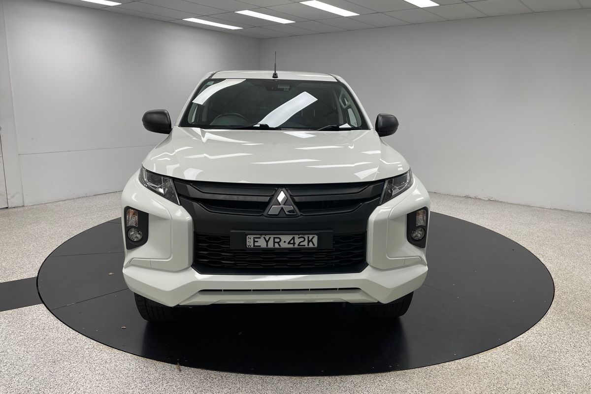 2023 Mitsubishi Triton GLX-R MR 4X4