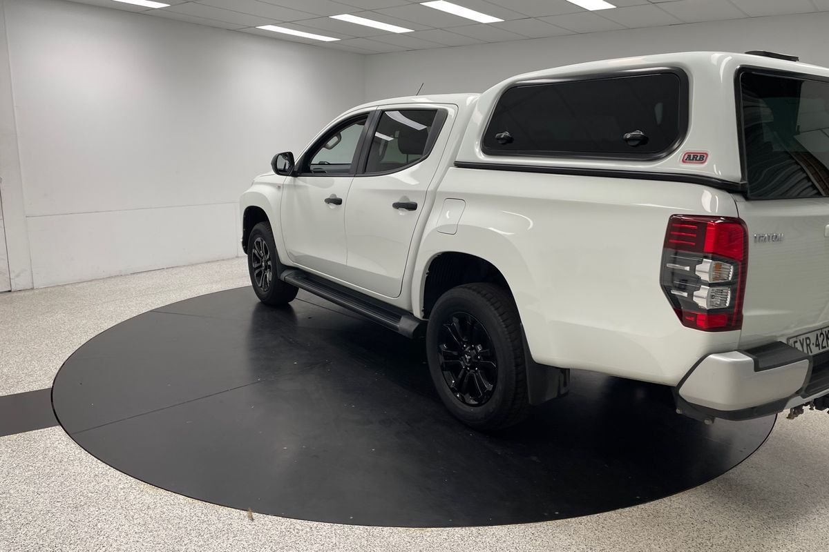 2023 Mitsubishi Triton GLX-R MR 4X4