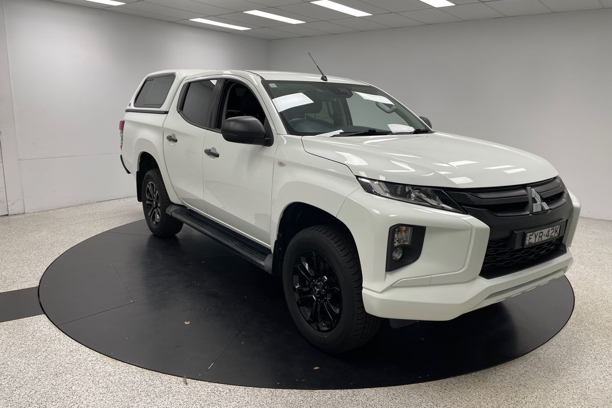 2023 Mitsubishi Triton GLX-R MR 4X4