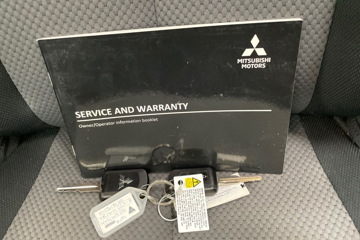 2023 Mitsubishi Triton GLX-R MR 4X4