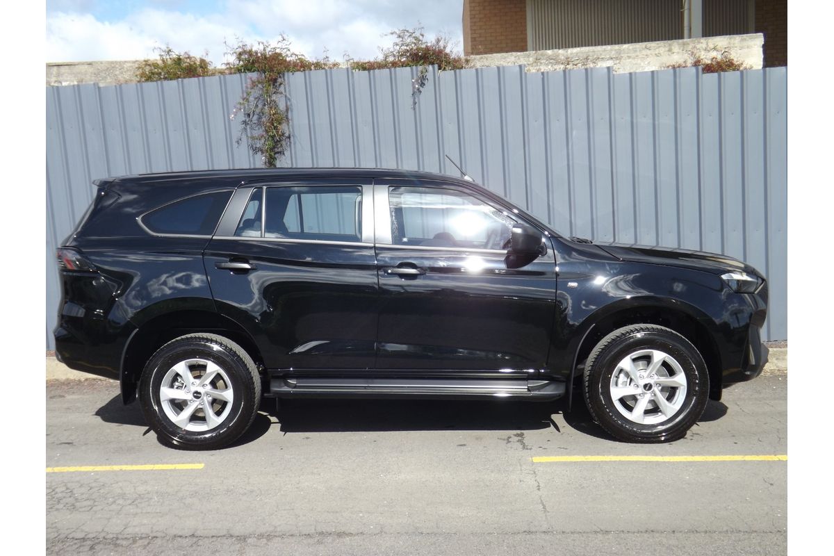 2026 Isuzu MU-X LS-M
