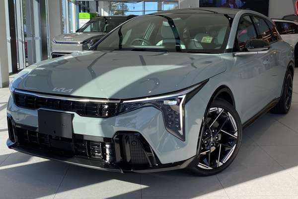 2026 Kia K4 GT-Line CL4m