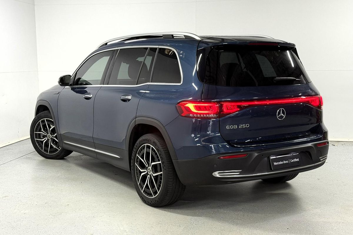 2022 Mercedes-Benz EQB EQB250 X243