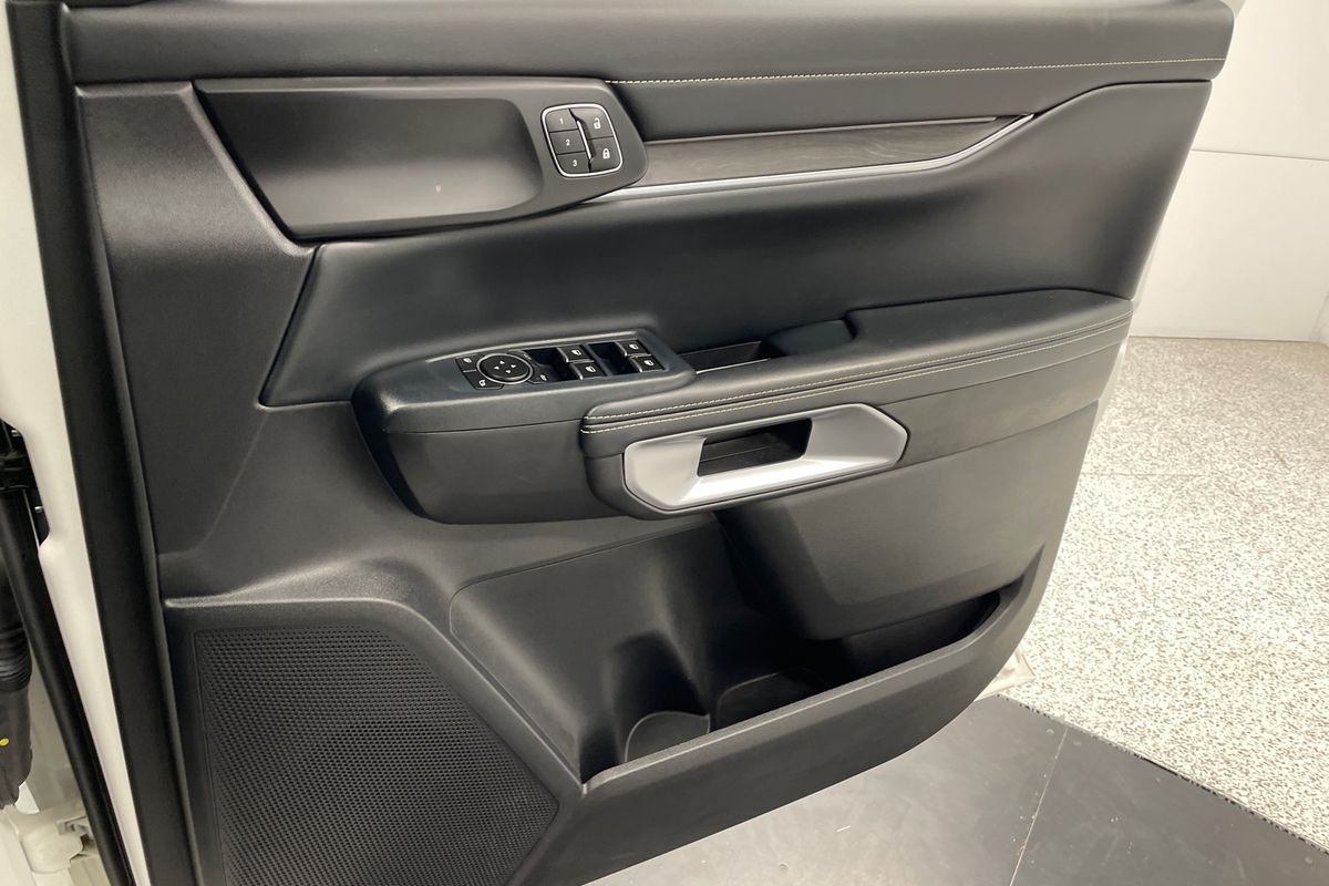 2023 Ford Everest Platinum 3.0L