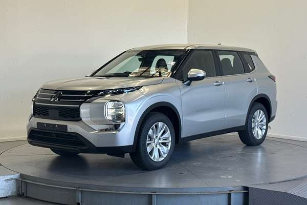 2026 Mitsubishi Outlander ES ZM