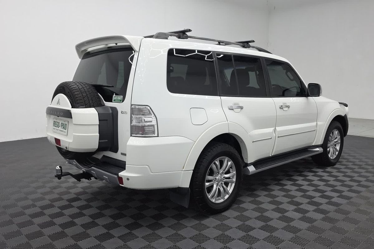 2014 Mitsubishi Pajero Exceed NW
