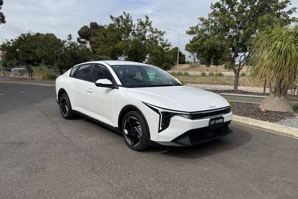 2024 Kia K4 Sport CL4m