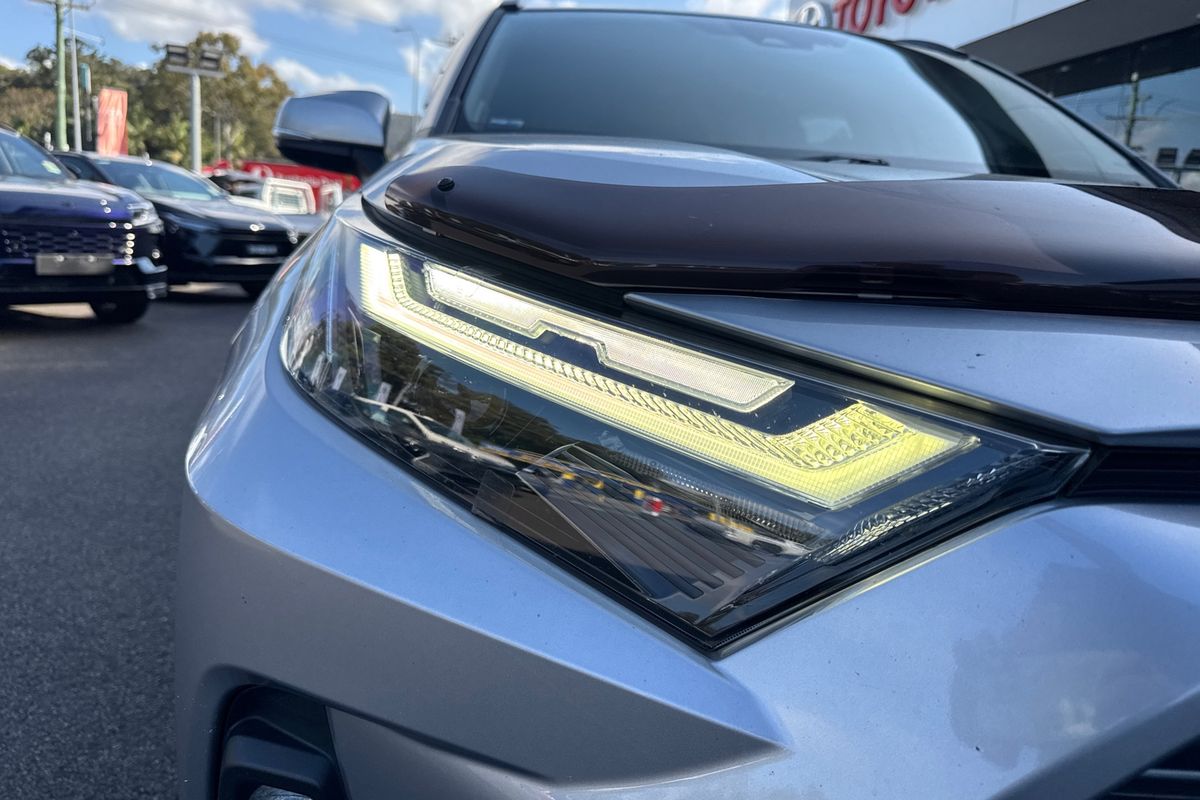 2022 Toyota RAV4 Cruiser AXAH54R