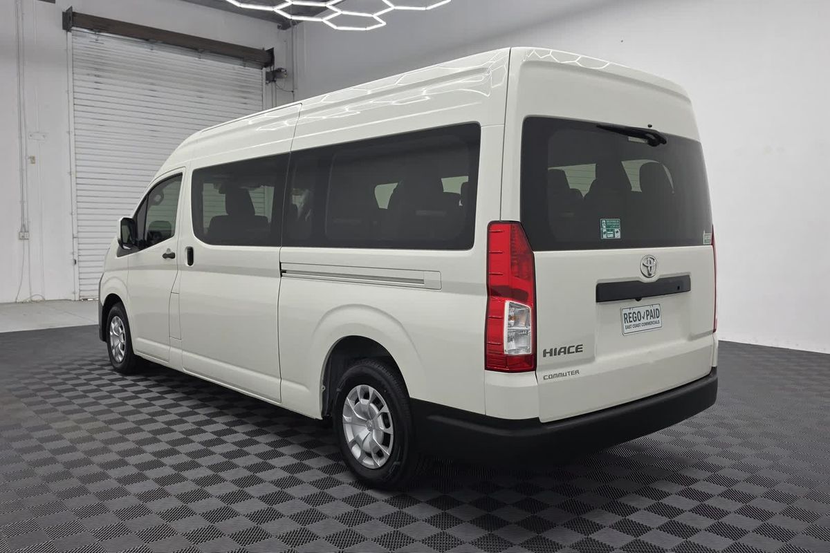 2022 Toyota Hiace Commuter GDH322R ELWB High Roof