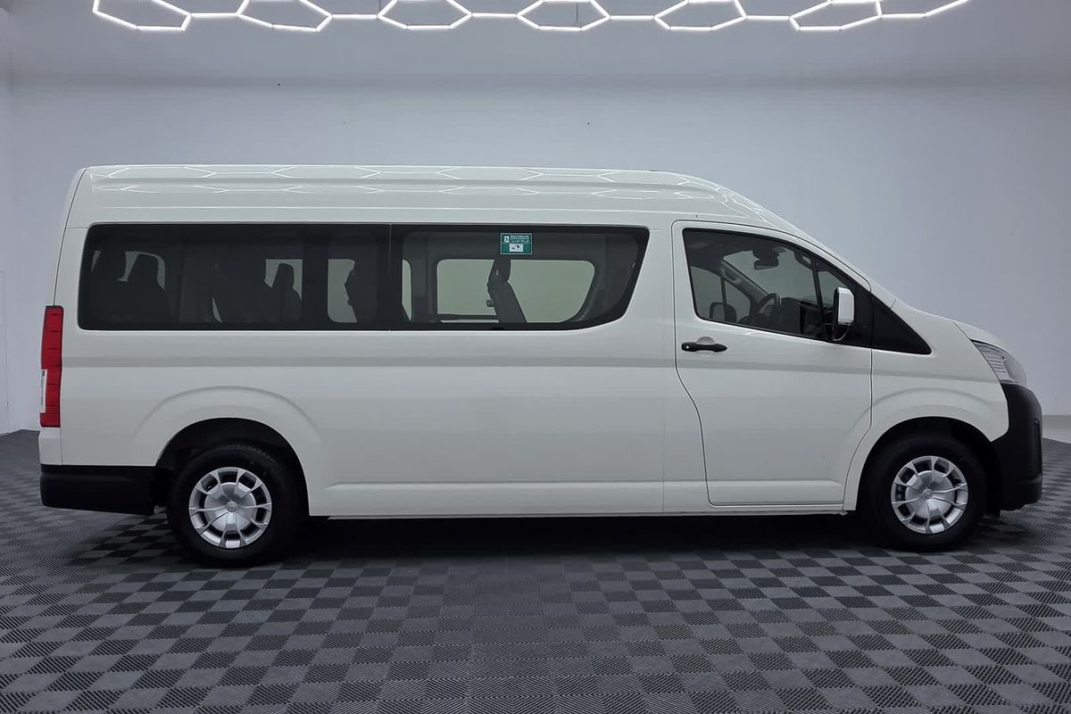 2022 Toyota Hiace Commuter GDH322R ELWB High Roof