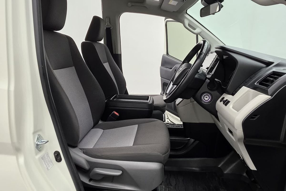 2022 Toyota Hiace Commuter GDH322R ELWB High Roof