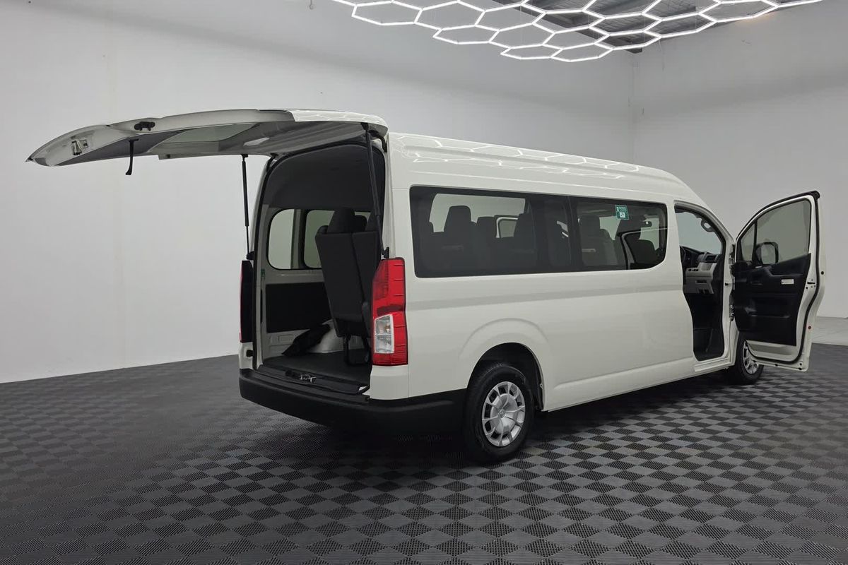 2022 Toyota Hiace Commuter GDH322R ELWB High Roof