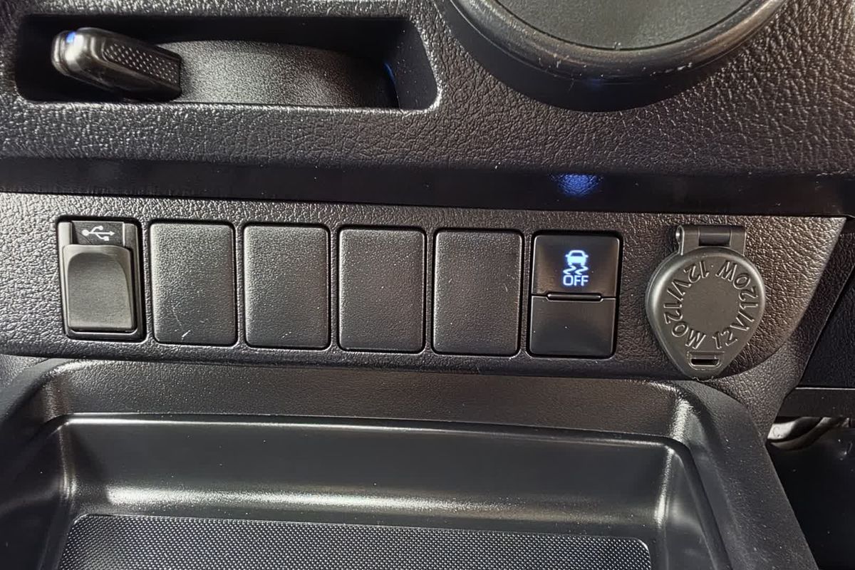2022 Toyota Hilux Workmate TGN121R Rear Wheel Drive