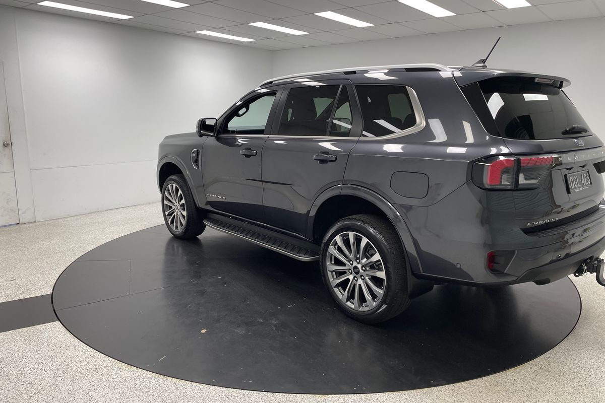 2022 Ford Everest Platinum 3.0L
