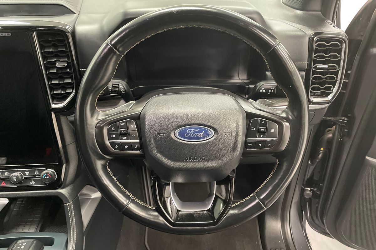 2022 Ford Everest Platinum 3.0L