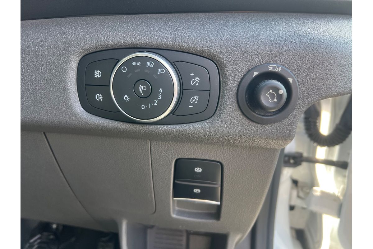 2025 Ford Transit 350L VO LWB Mid Roof image 18