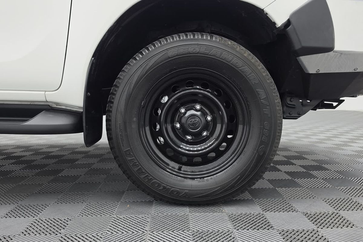 2022 Toyota Hilux SR GUN126R 4X4