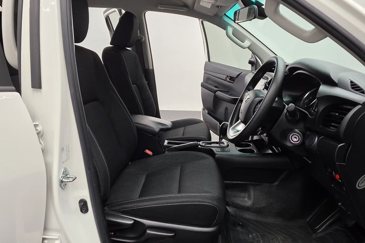 2022 Toyota Hilux SR GUN126R 4X4