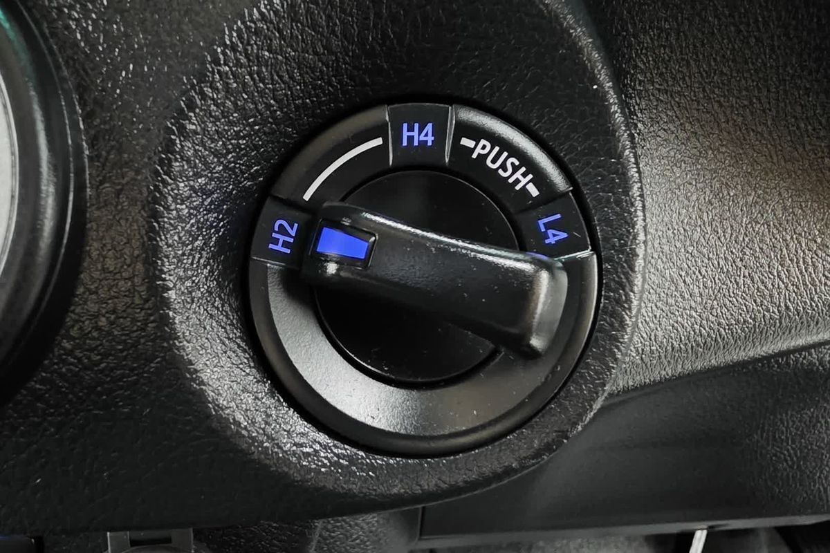 2022 Toyota Hilux SR GUN126R 4X4