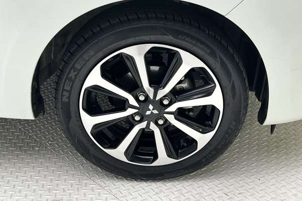 2021 Mitsubishi Mirage LS LB thumb-9