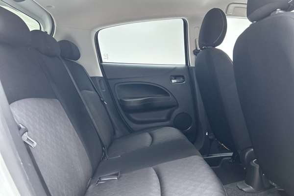 2021 Mitsubishi Mirage LS LB thumb-11