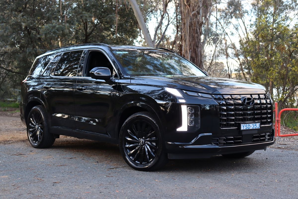 2025 Hyundai Palisade Calligraphy Black Ink LX2.V5