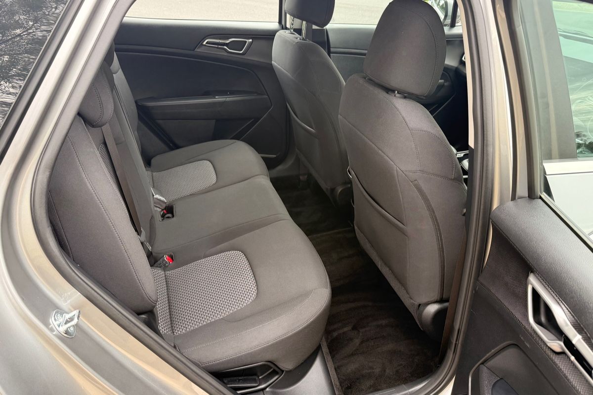 2024 Kia Sportage S NQ5 image 10