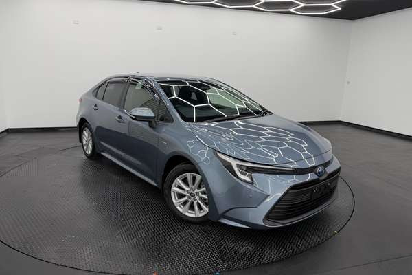 2025 Toyota Corolla SX Hybrid ZWE219R