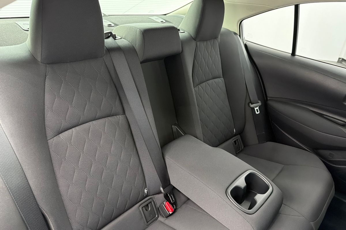 2025 Toyota Corolla SX Hybrid ZWE219R
