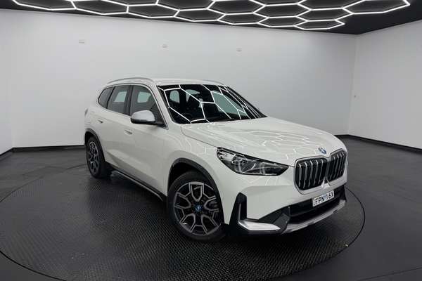 2023 BMW iX1 xDrive30 xLine U11
