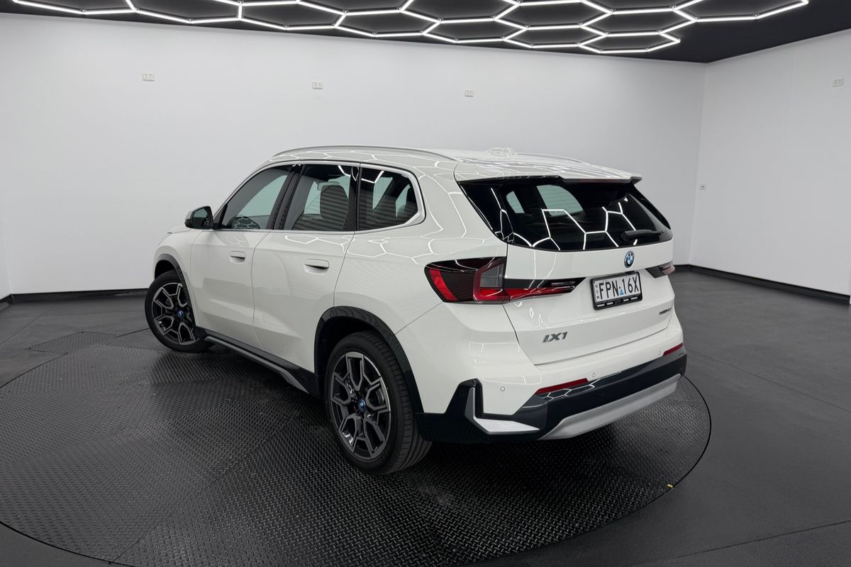 2023 BMW iX1 xDrive30 xLine U11