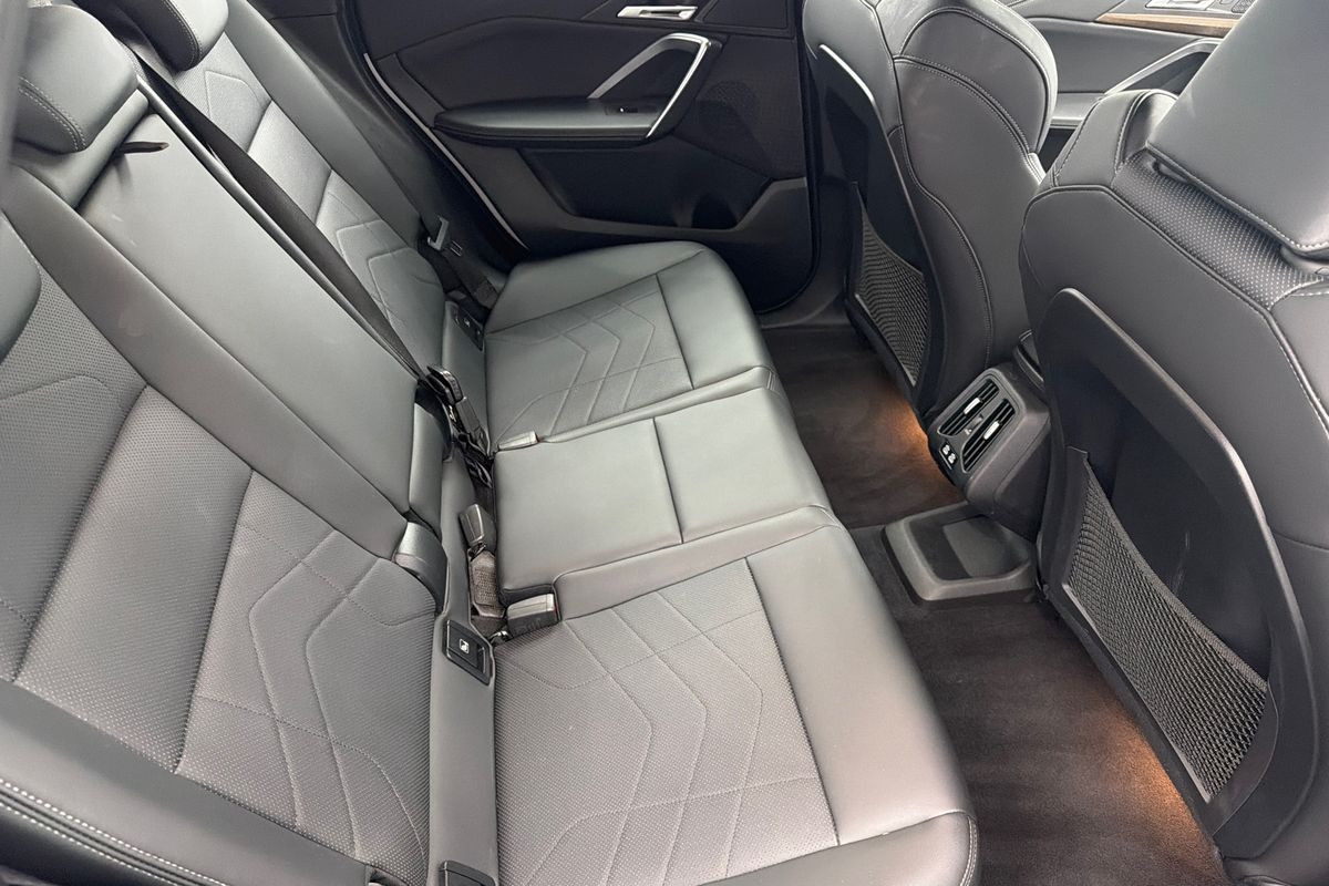 2023 BMW iX1 xDrive30 xLine U11