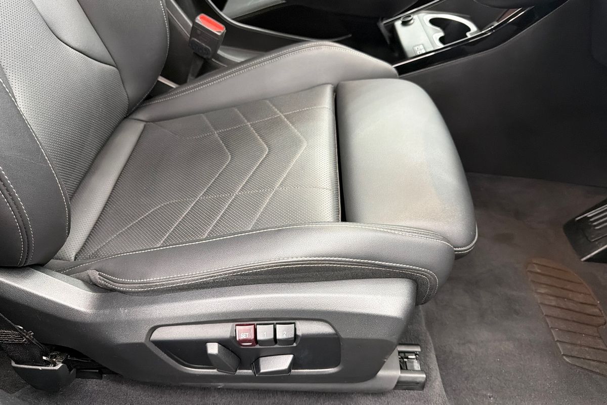 2023 BMW iX1 xDrive30 xLine U11