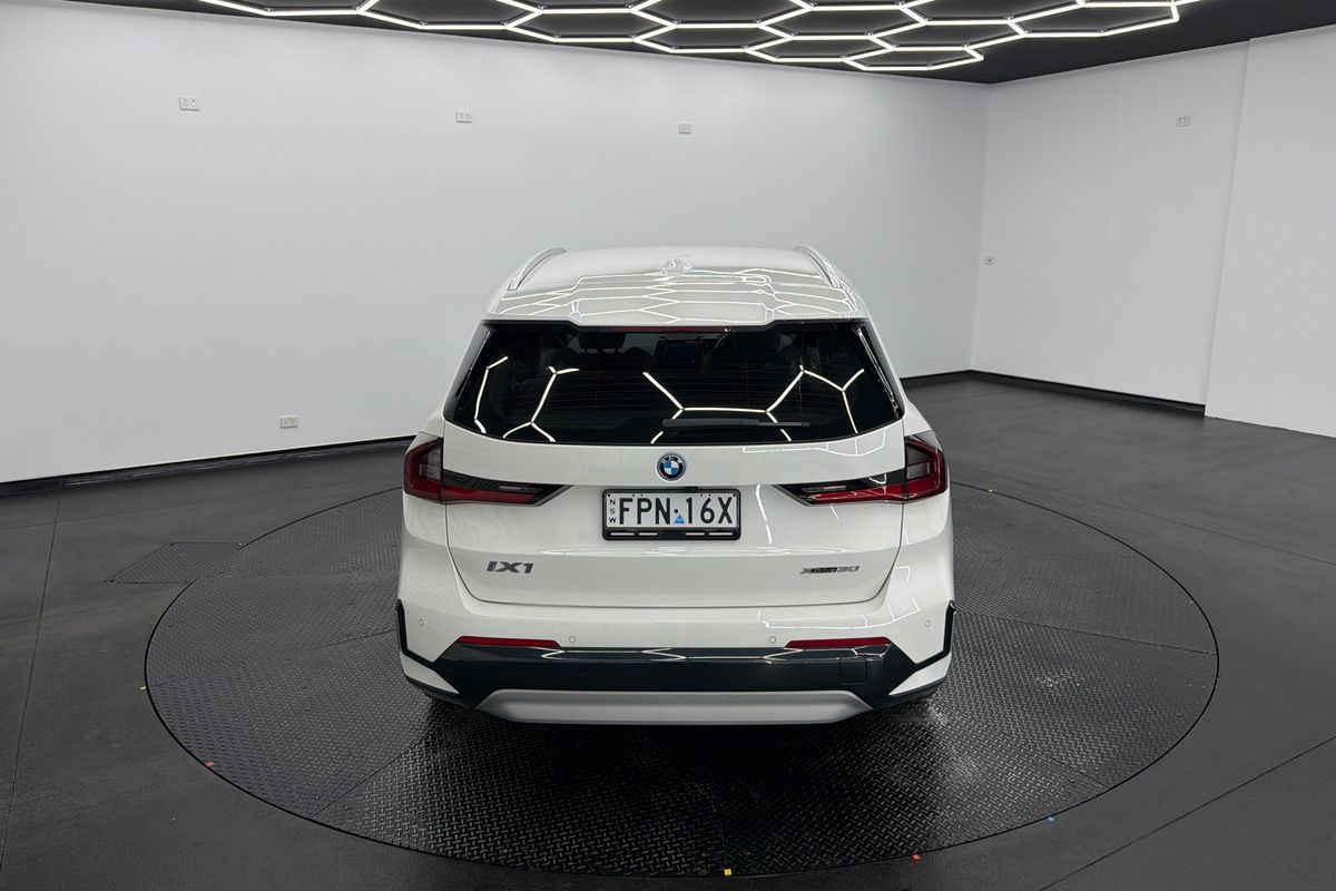 2023 BMW iX1 xDrive30 xLine U11