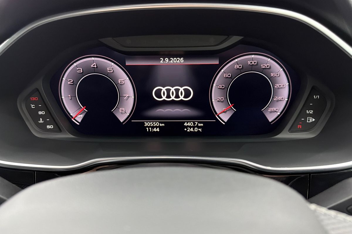2021 Audi Q3 40 TFSI S line F3